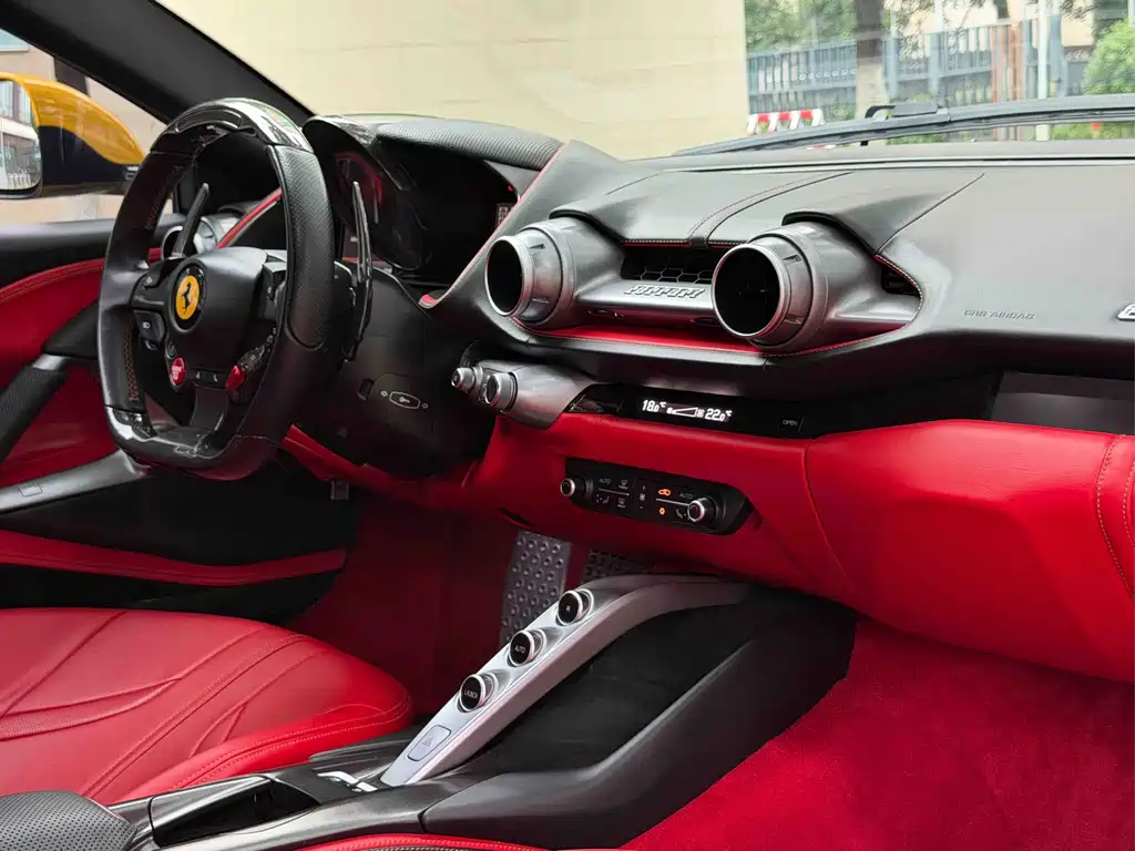 Ferrari 812 — миниатюра 17
