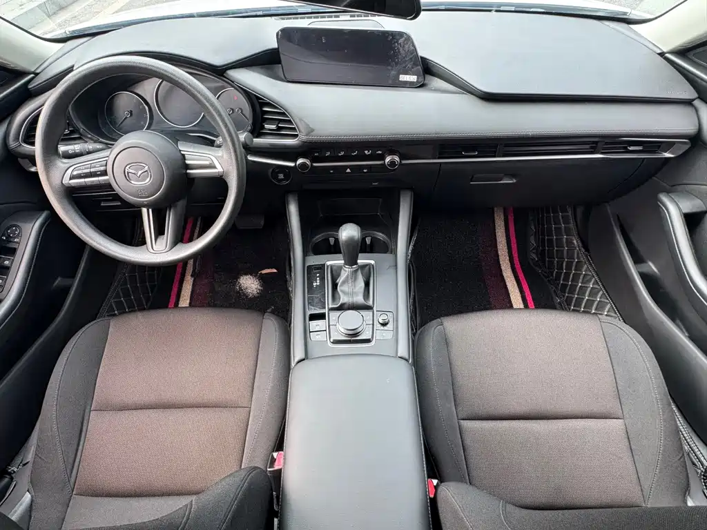 Mazda 3 Axela — миниатюра 9