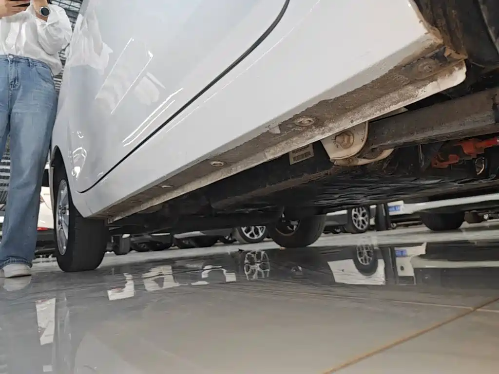 Wuling MINIEV — миниатюра 22