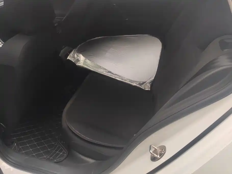 Volkswagen Golf — миниатюра 11