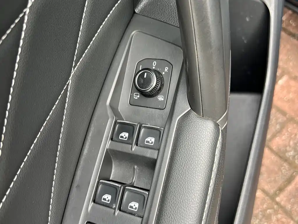 Volkswagen Tiguan L — миниатюра 14
