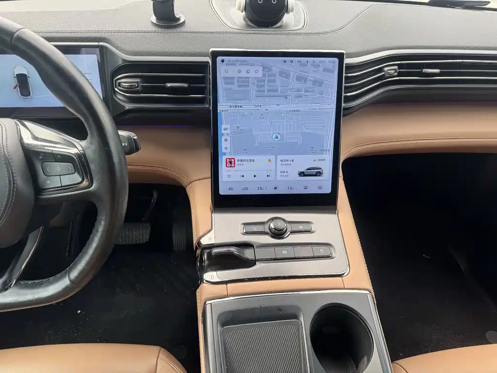 NIO ES6 — миниатюра 13
