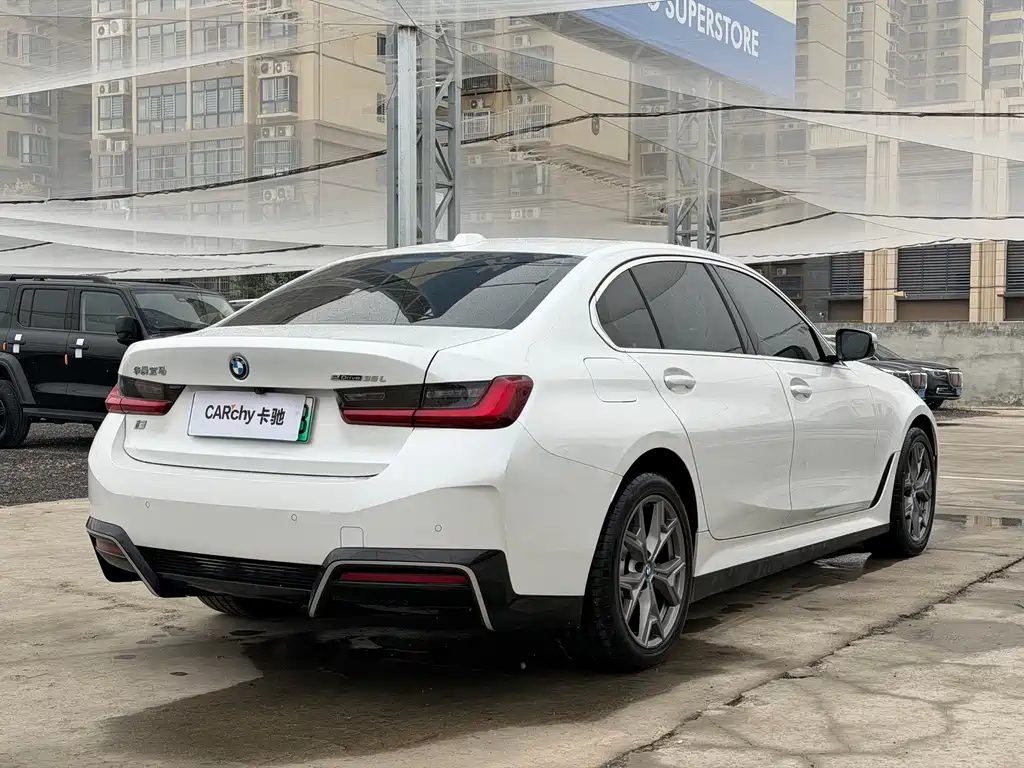 BMW i3 — миниатюра 4