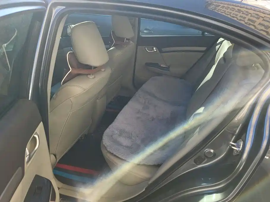 Honda Civic — миниатюра 11