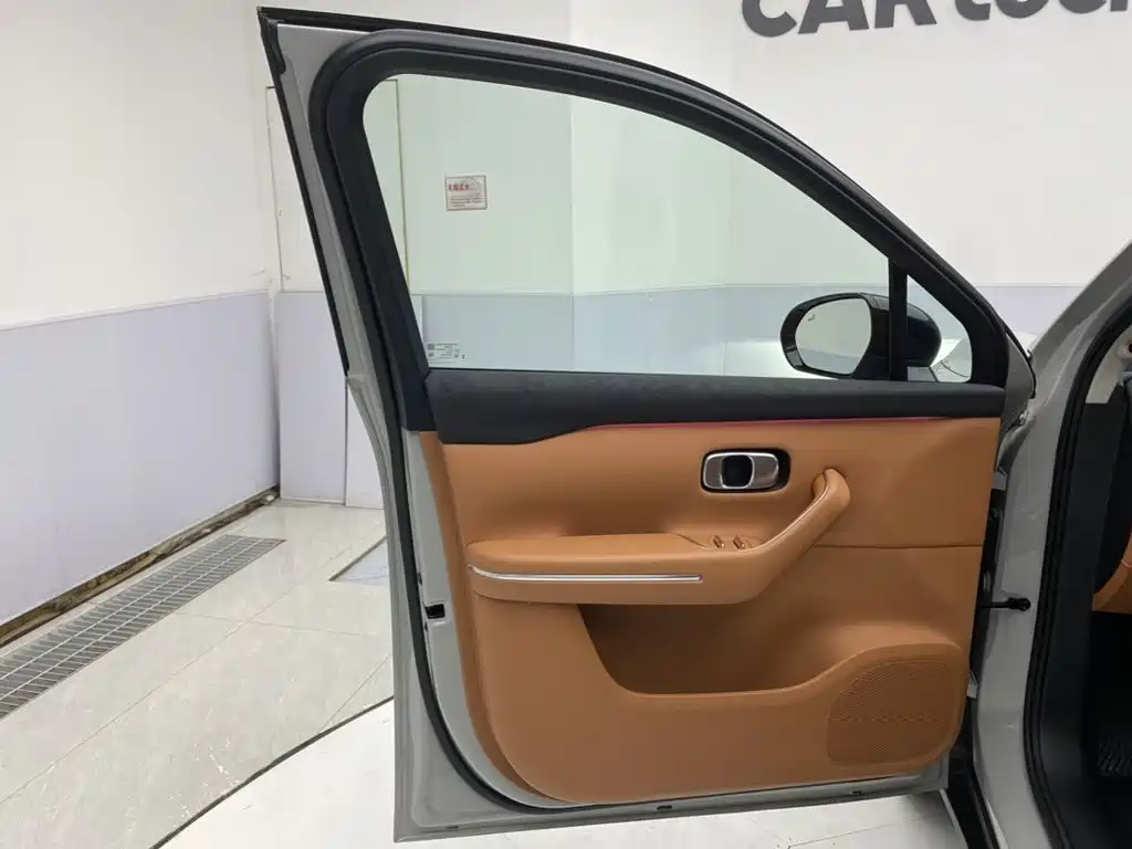 Leapmotor Leapmotor C10 — миниатюра 17