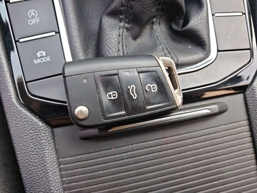 Volkswagen Sagitar — миниатюра 9
