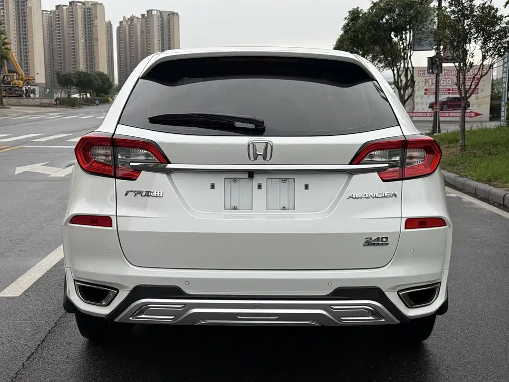 Honda Avancier — миниатюра 4
