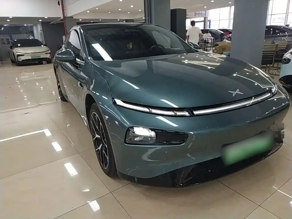 XPeng P7 — миниатюра 4