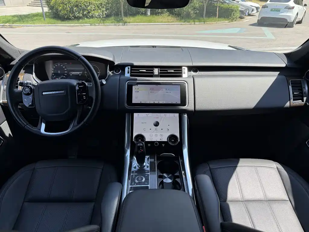 Land Rover Sport PHEV — миниатюра 19