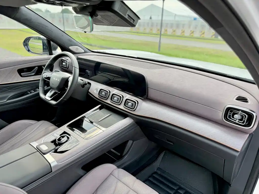 Chery Tiggo 9 — миниатюра 9