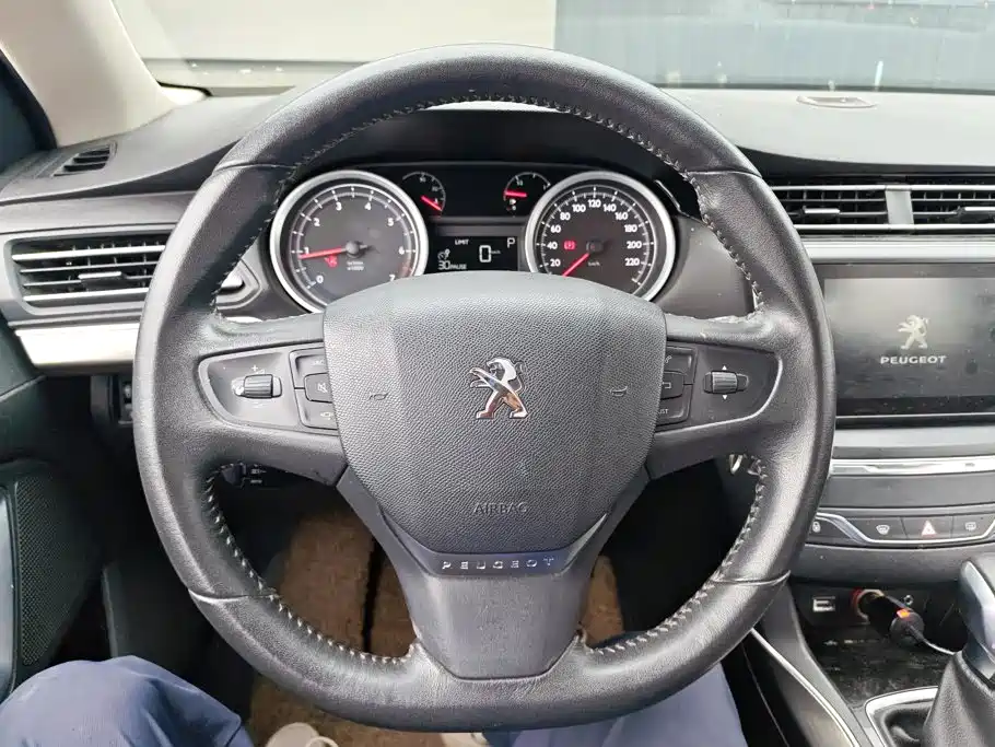 Peugeot 408 — миниатюра 15