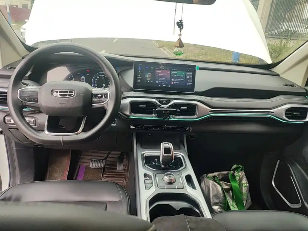 Geely Haoyue — миниатюра 10