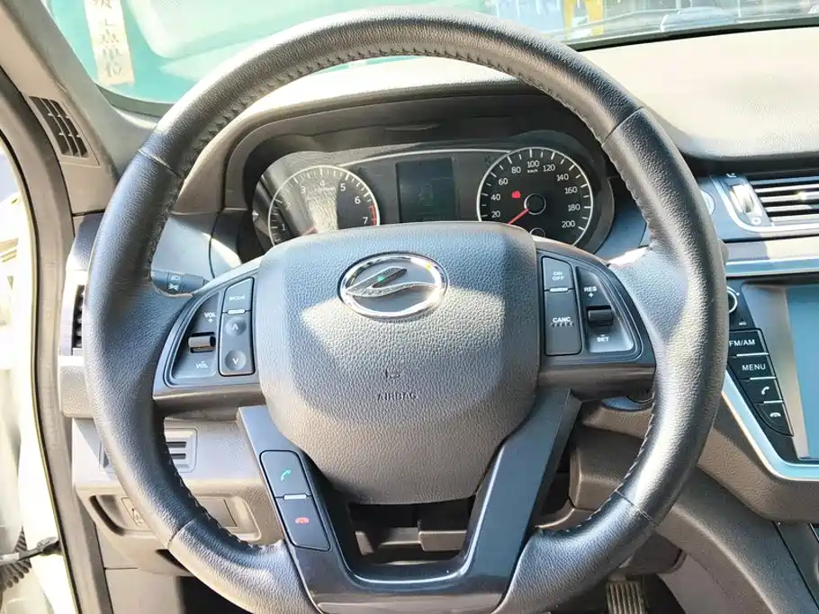 Landwind Landwind X7 — миниатюра 15