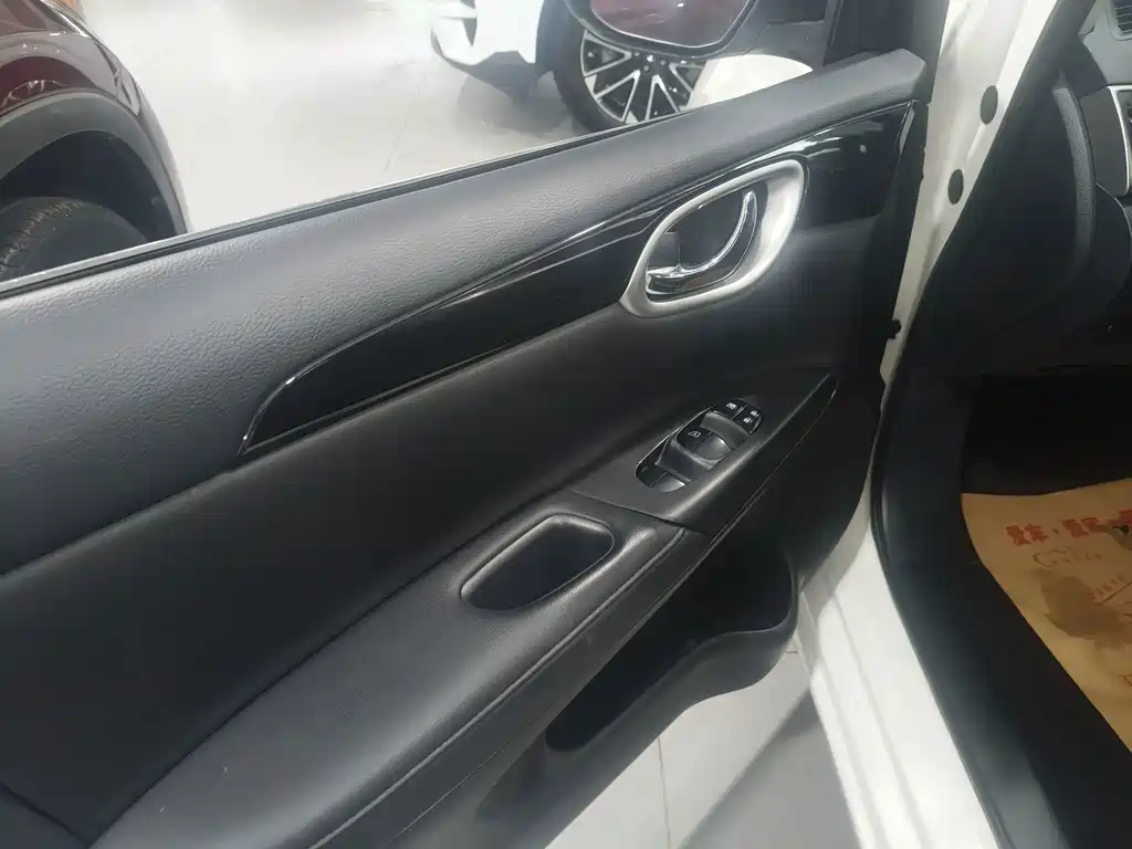 Nissan Sylphy — миниатюра 5