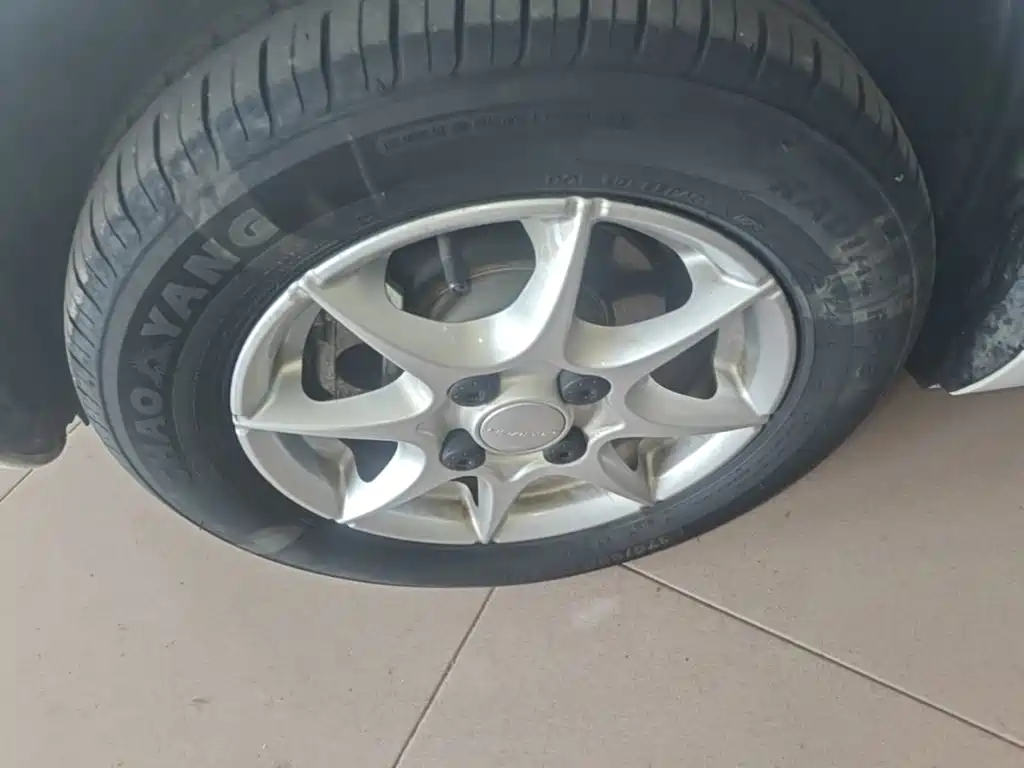 Roewe Clever — миниатюра 23