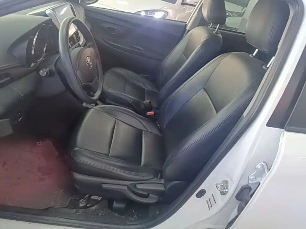Toyota Vios FS — миниатюра 15