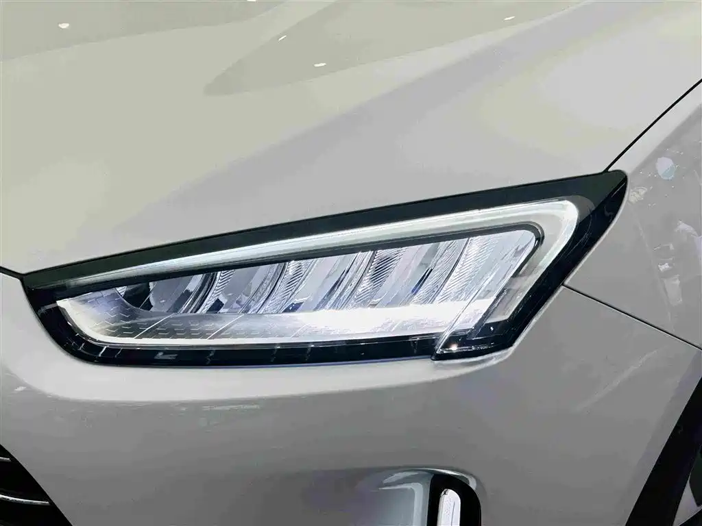 AITO AITO M5 — миниатюра 12