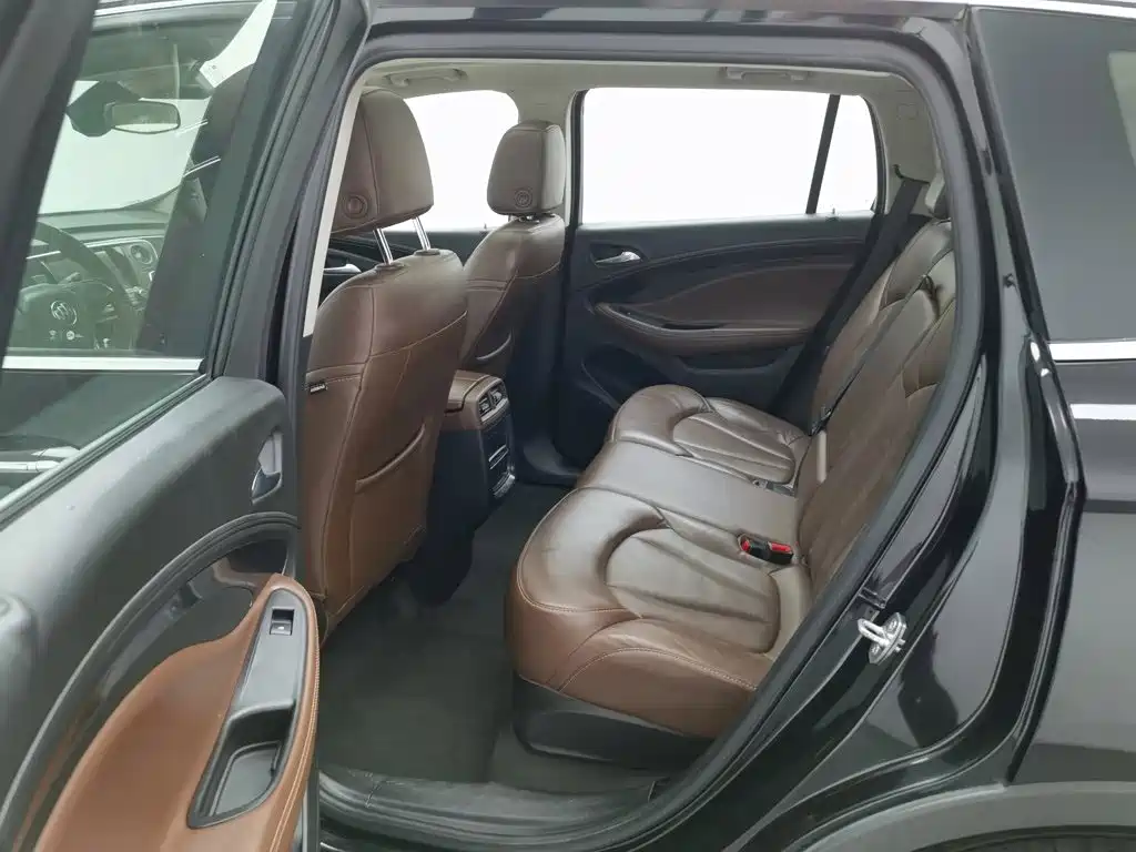 Buick Envision Plus — миниатюра 15