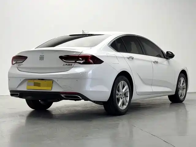 Buick Regal — миниатюра 9