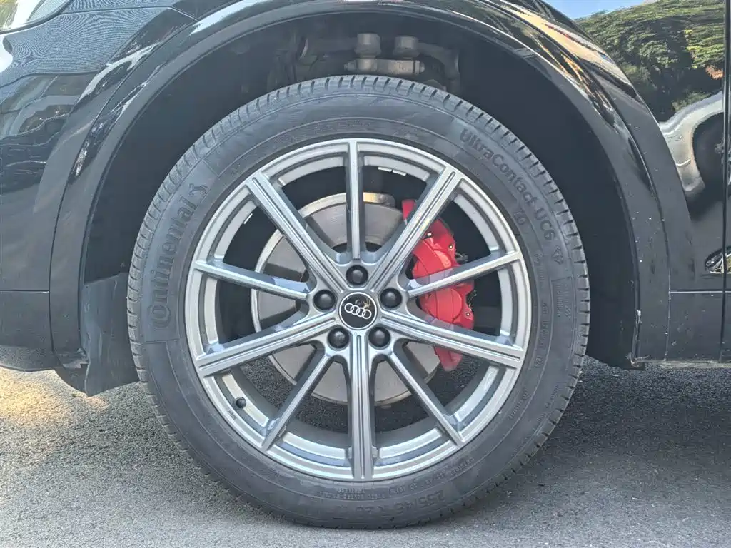 Audi Q5L — миниатюра 22
