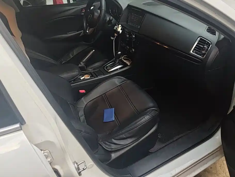 Mazda Atenza — миниатюра 8