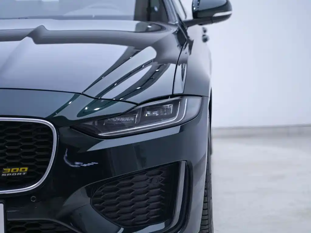 Jaguar XEL — миниатюра 8