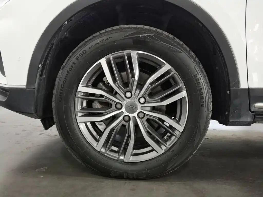 Geely Boyue — миниатюра 17