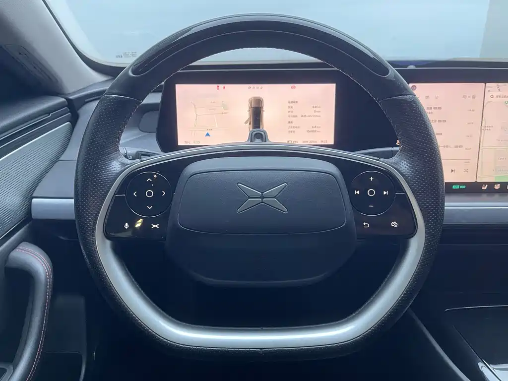 XPeng P7 — миниатюра 16
