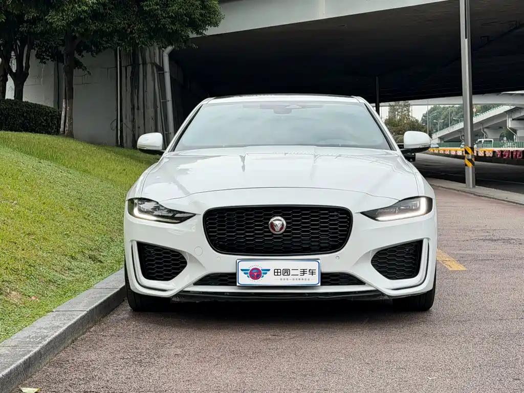 Jaguar XEL — миниатюра 2