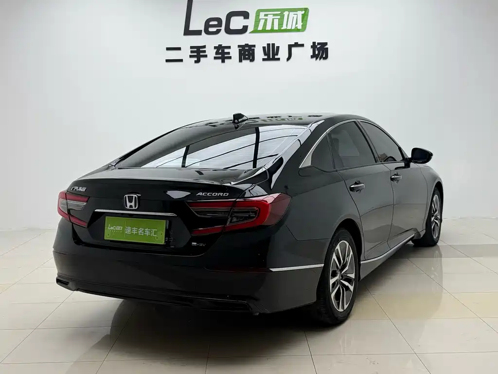 Honda Accord — миниатюра 5