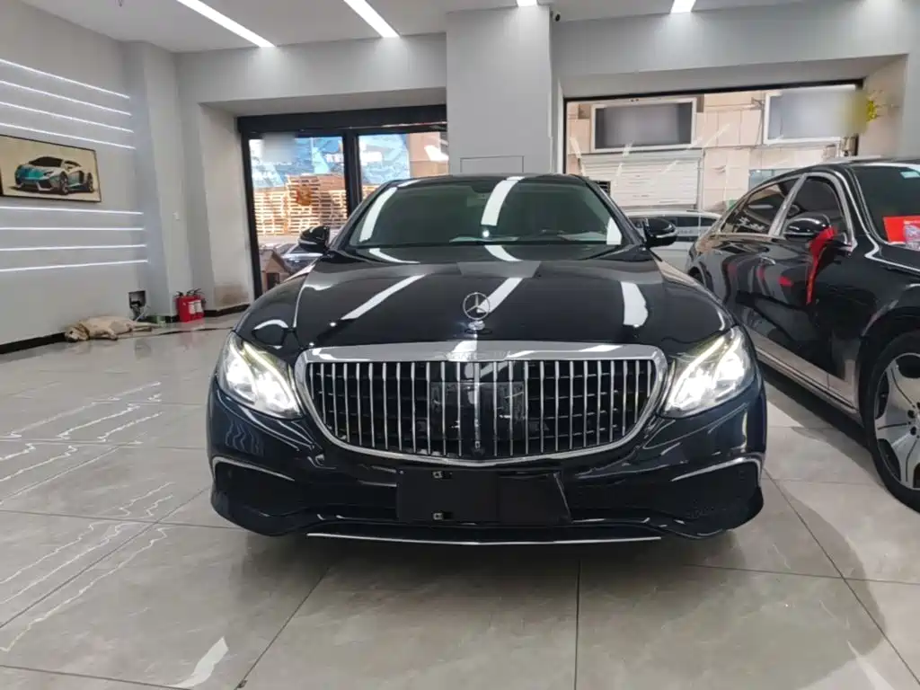 Mercedes-Benz E-Class — миниатюра 3