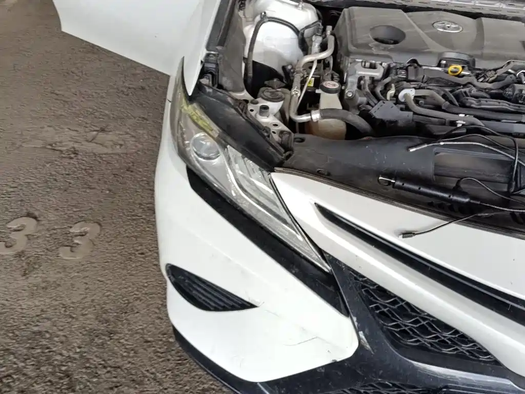 Toyota Camry — миниатюра 7