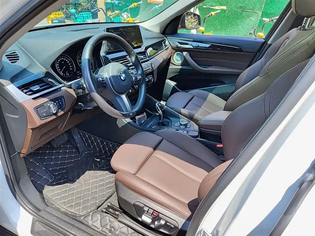 BMW X1 2022 sDrive25Li Lead