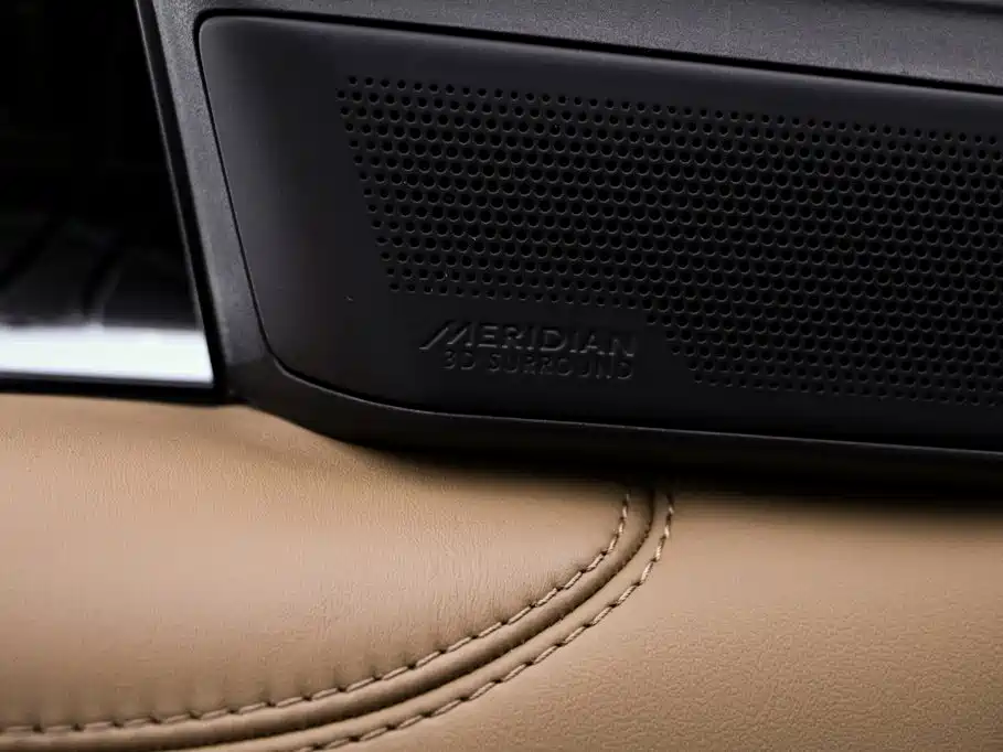 Land Rover Range Rover — миниатюра 14