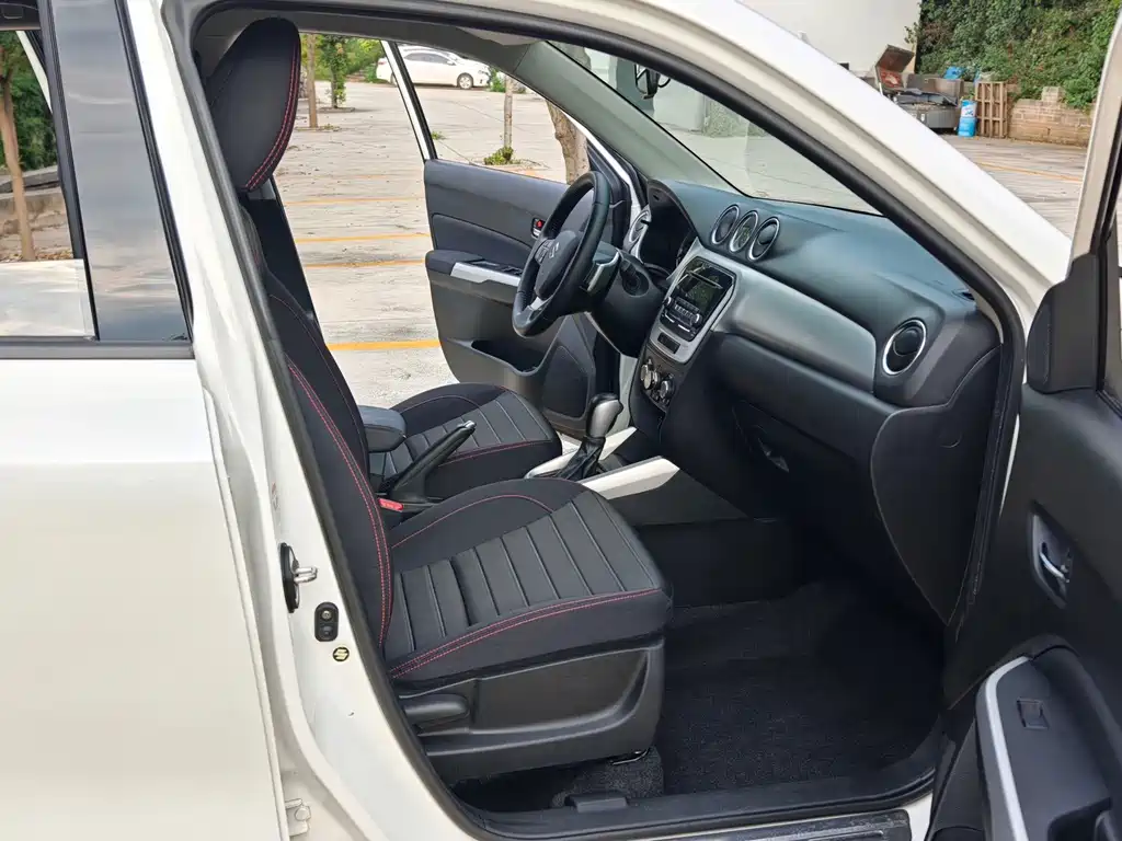 Suzuki Vitara — миниатюра 11