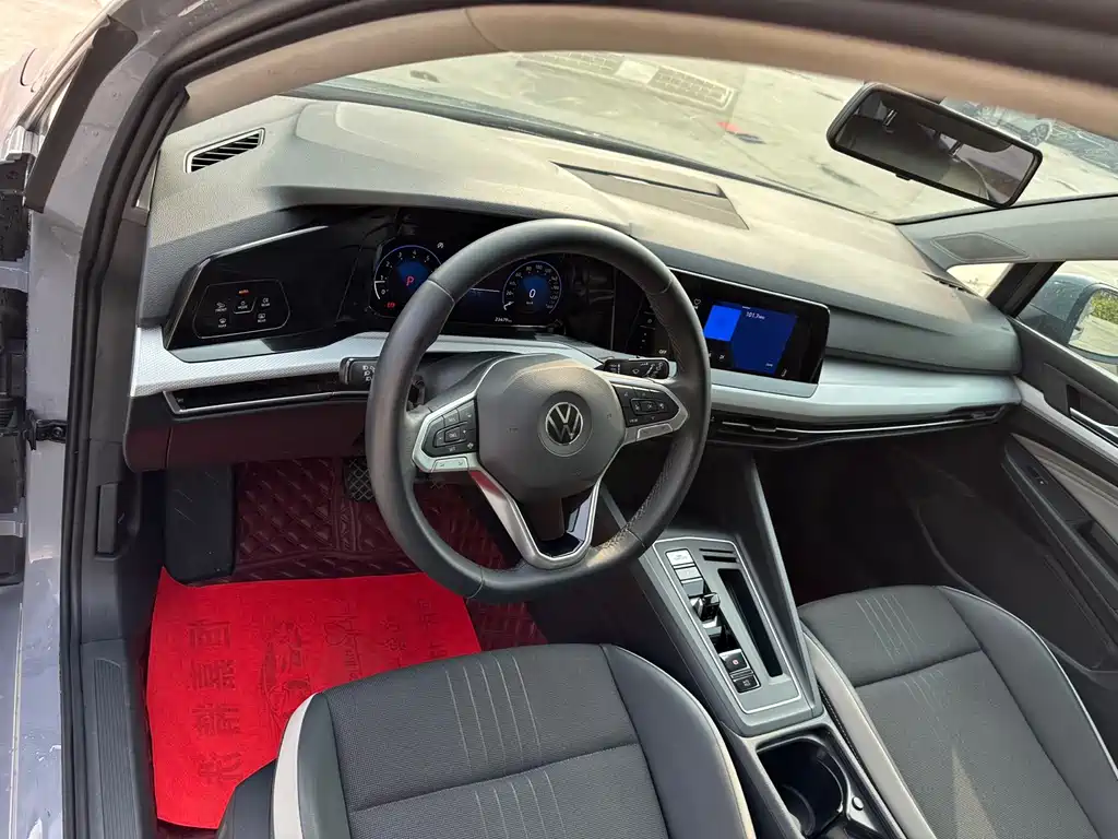 Volkswagen Golf — миниатюра 12