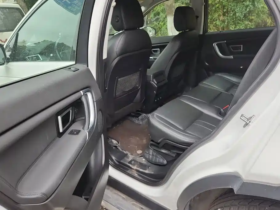 Land Rover Discovery Sport — миниатюра 10