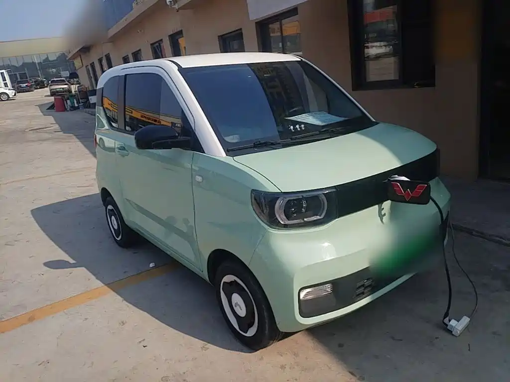 Wuling MINIEV — миниатюра 4