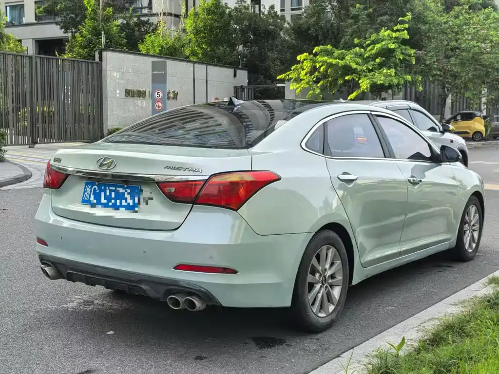 Hyundai Mistra — миниатюра 9