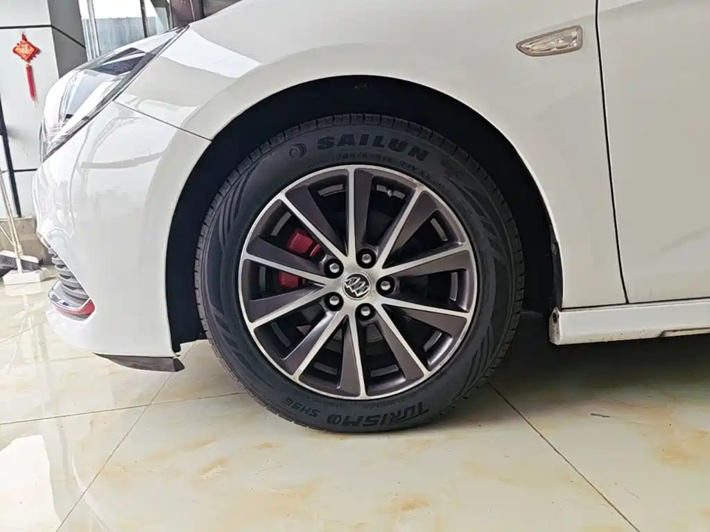 Buick Verano — миниатюра 23