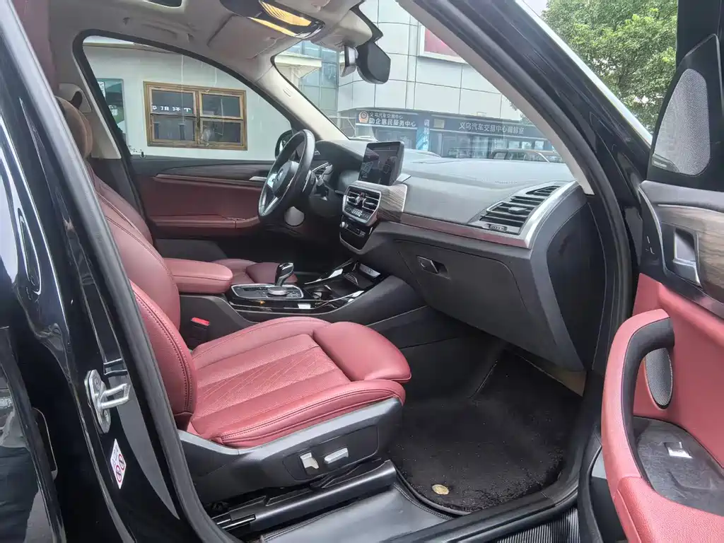 BMW X3 — миниатюра 5