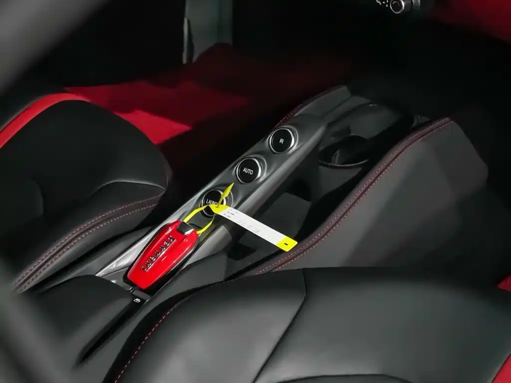 Ferrari F8 Tributo 3.9T V8, фото 12