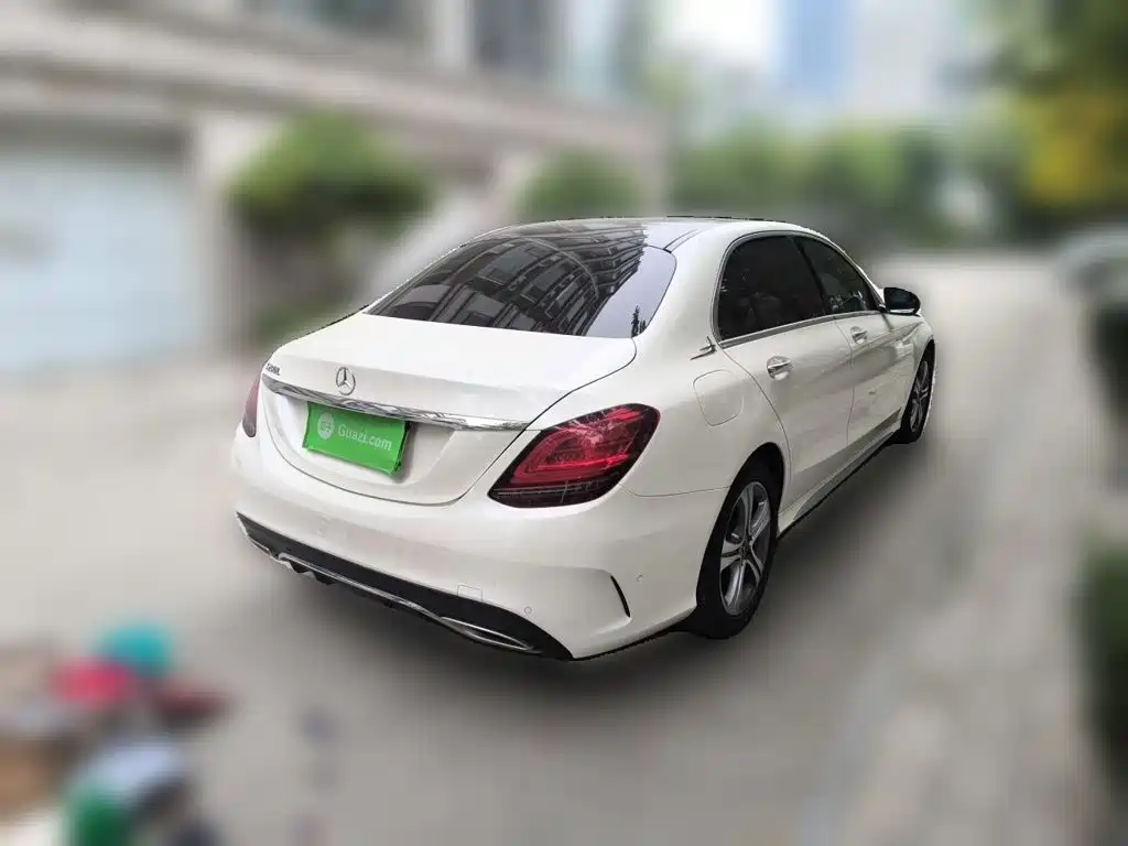 Mercedes-Benz C-Class — миниатюра 4