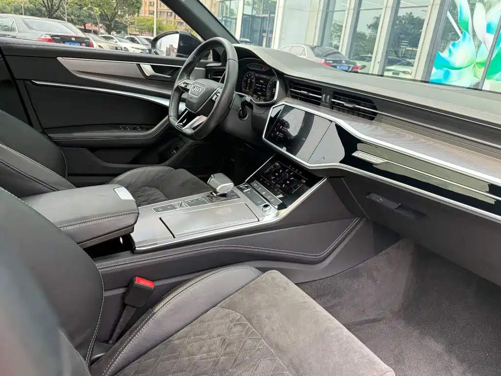 Audi A6L — миниатюра 25