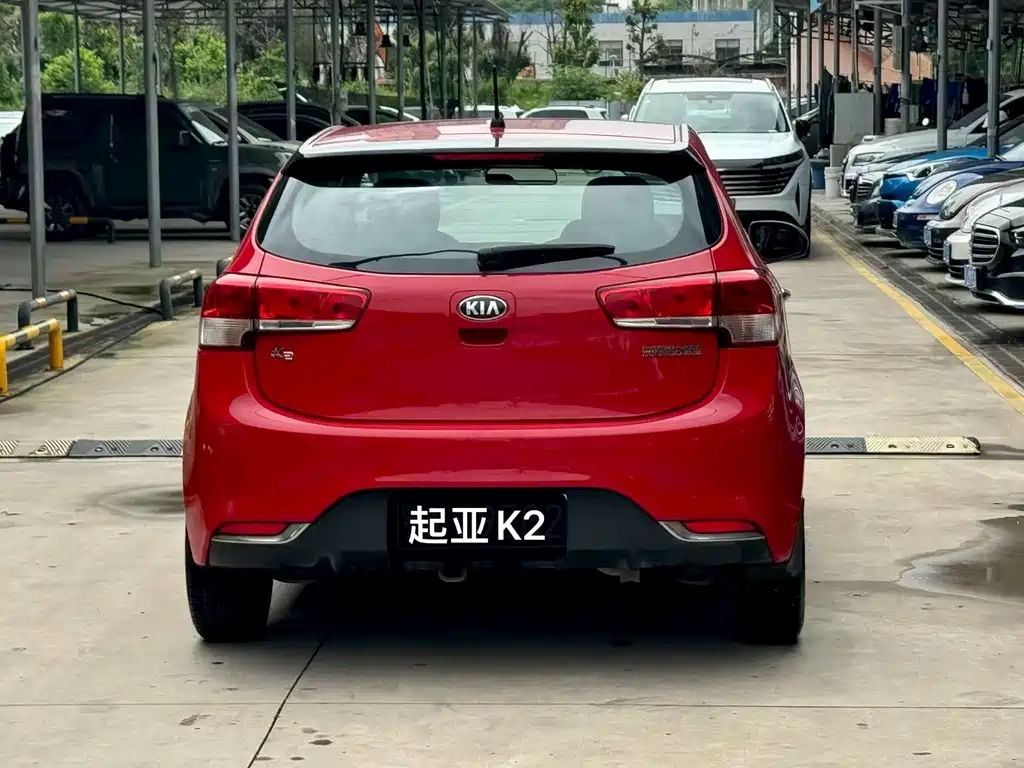 Kia K2 — миниатюра 8