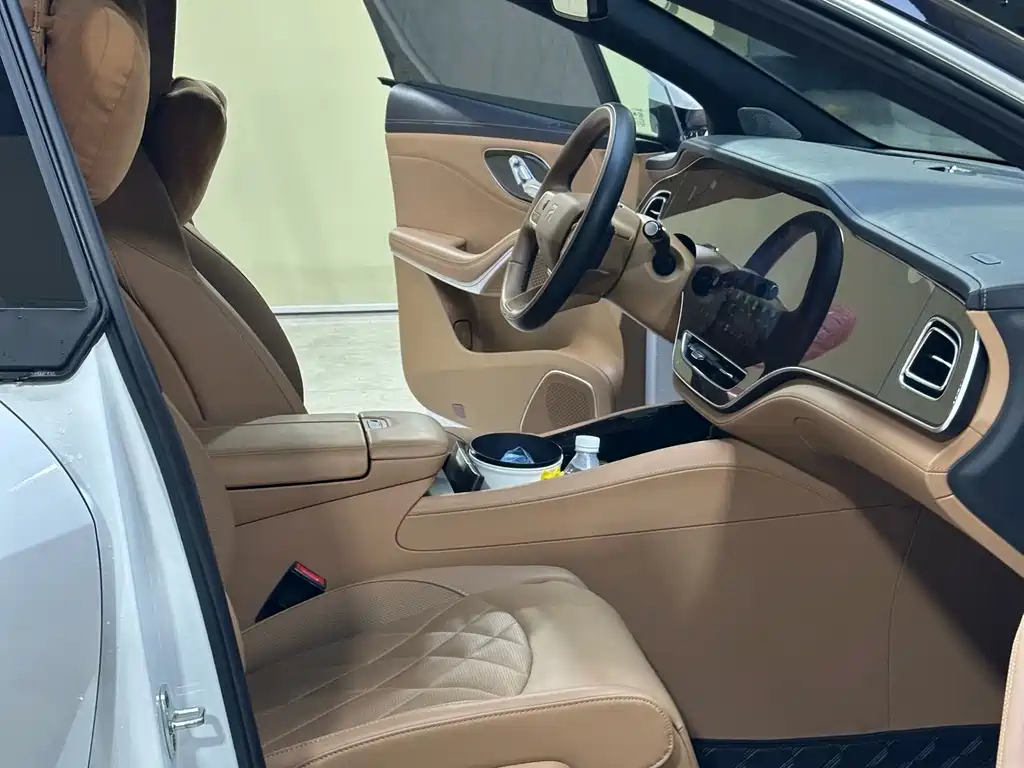 Roewe Feifan R7 — миниатюра 6