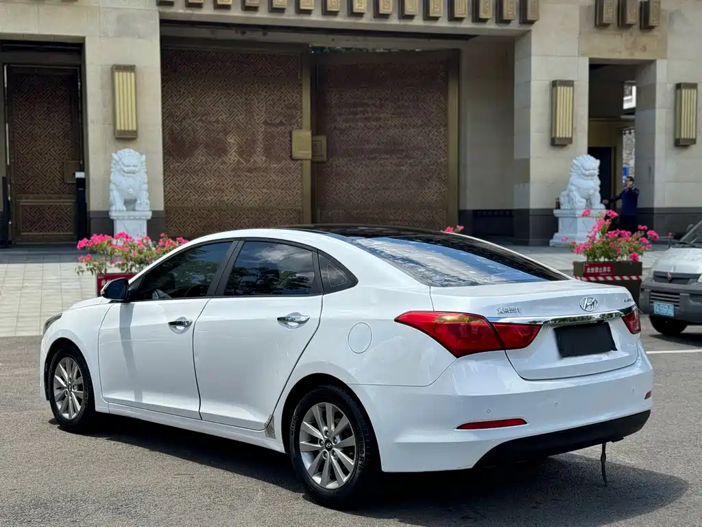 Hyundai Mistra — миниатюра 17