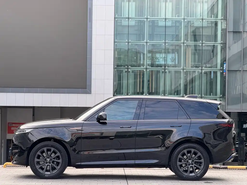Land Rover Sport — миниатюра 3
