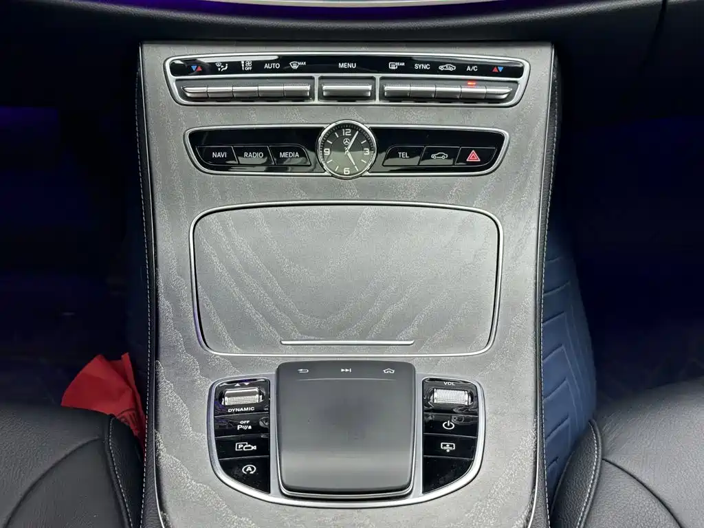 Mercedes-Benz CLS — миниатюра 17