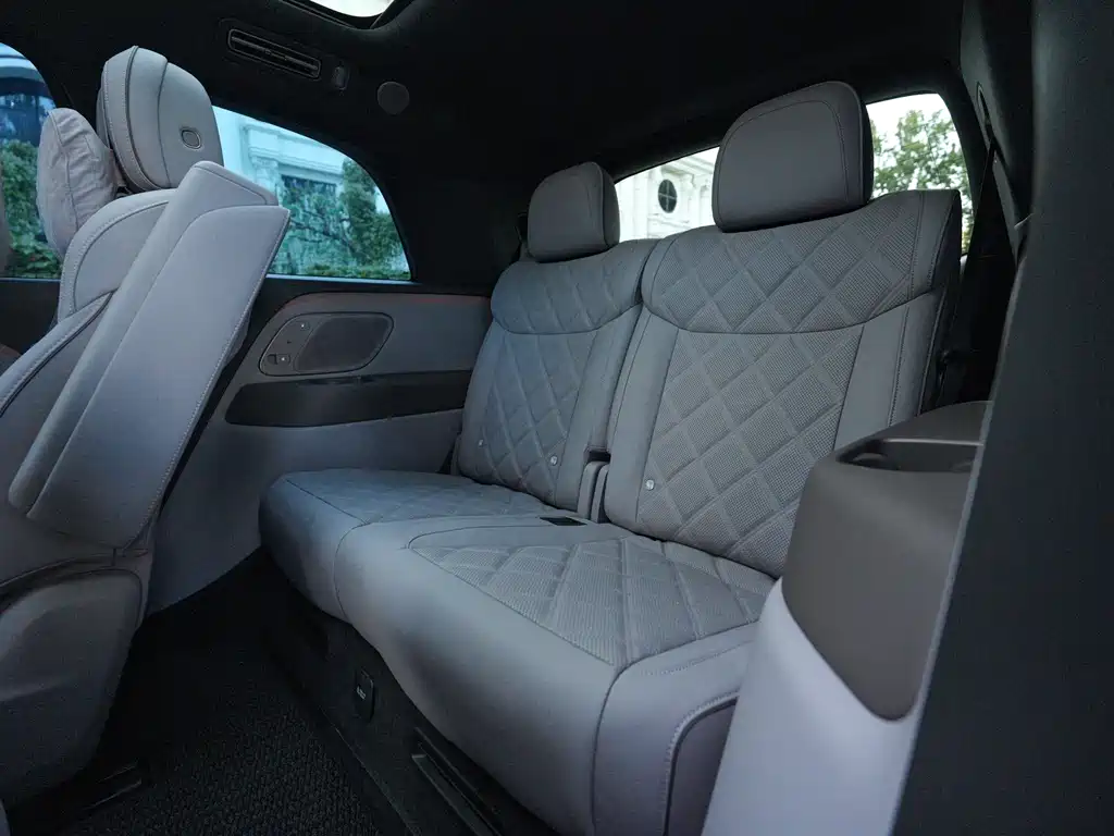 Li Auto Li L9 — миниатюра 18